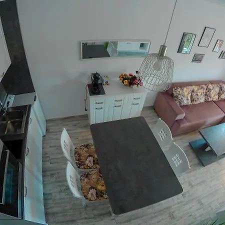 D And P Apartament
