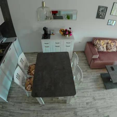 D And P Apartament
